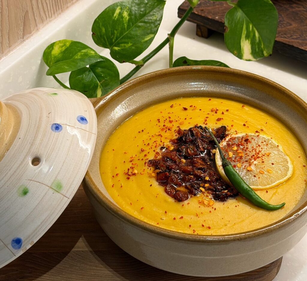 شوربة عدس بنكهة سعودية | Saudi-Style Lentil Soup